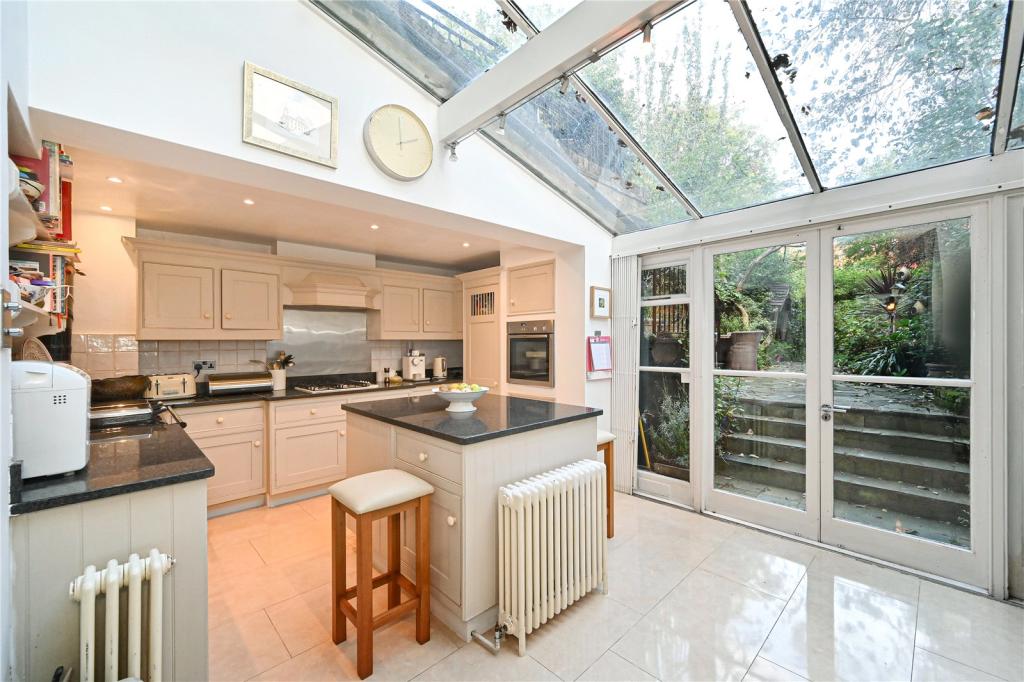 4 bedroom terraced house for sale in Gloucester Crescent, Primrose Hill
