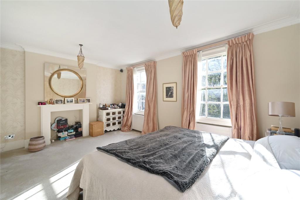 4 bedroom terraced house for sale in Gloucester Crescent, Primrose Hill