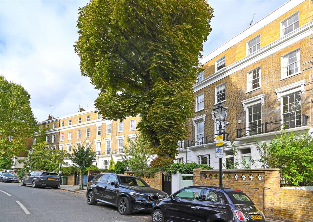 4 bedroom terraced house for sale in Gloucester Crescent, Primrose Hill