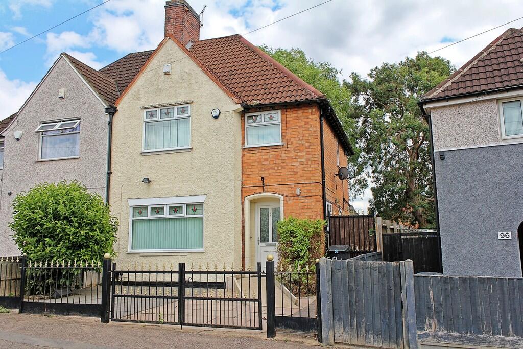 3 bedroom semi-detached house