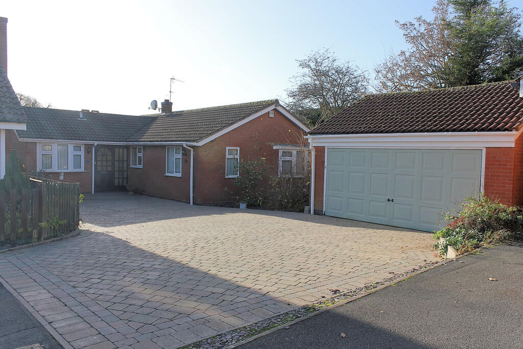 Main image of property: Padgate Close, Scraptoft, Leicester