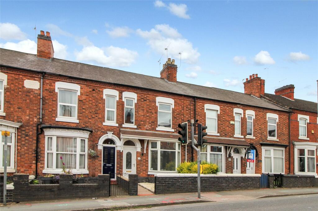 2 bedroom terraced house for sale in Hungerford Road, Crewe, Cheshire, CW1