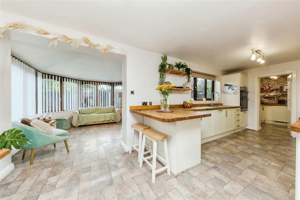 Additional property image - Renaissance Way, Crewe, Cheshire, CW1
