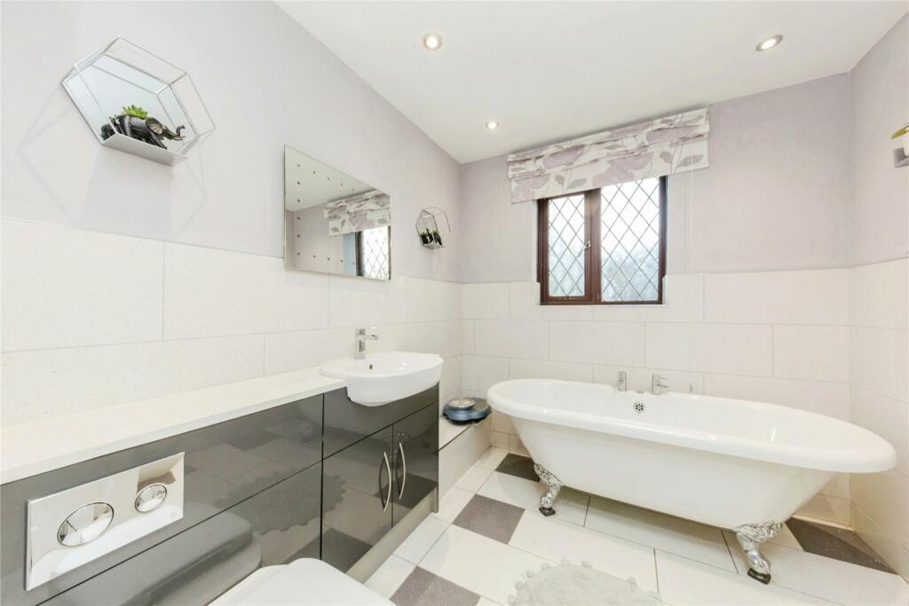 Additional property image - Renaissance Way, Crewe, Cheshire, CW1