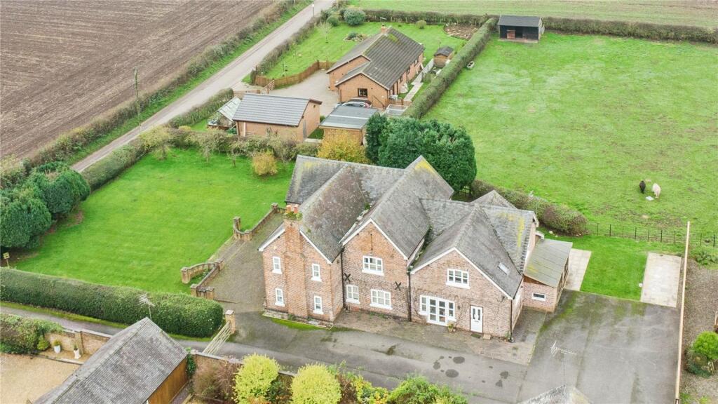 Additional property image - Whites Lane, Weston, Crewe, Cheshire, CW2