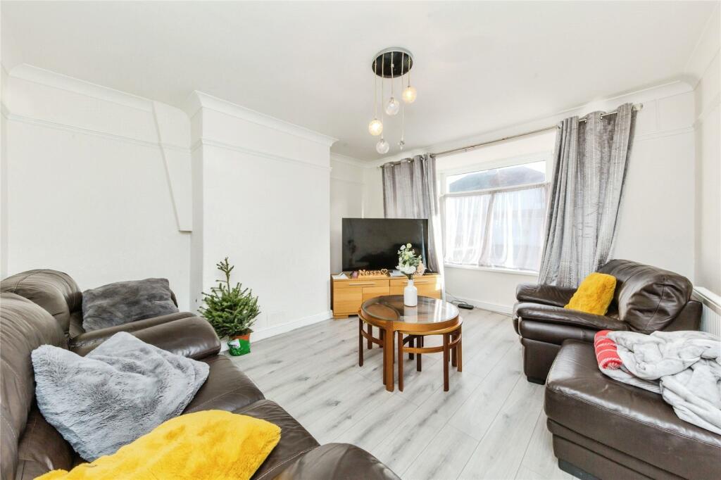 Additional property image - Pear Tree Avenue, Crewe, Cheshire, CW1