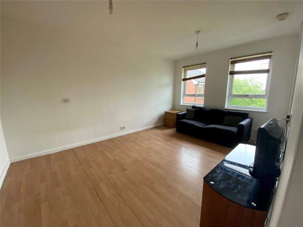 Additional property image - Cromer Drive, Crewe, Cheshire, CW1