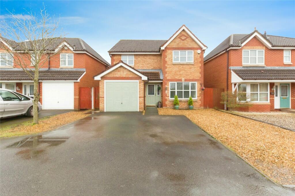 4 bedroom detached house for sale in Langley Drive, Wistaston, Crewe