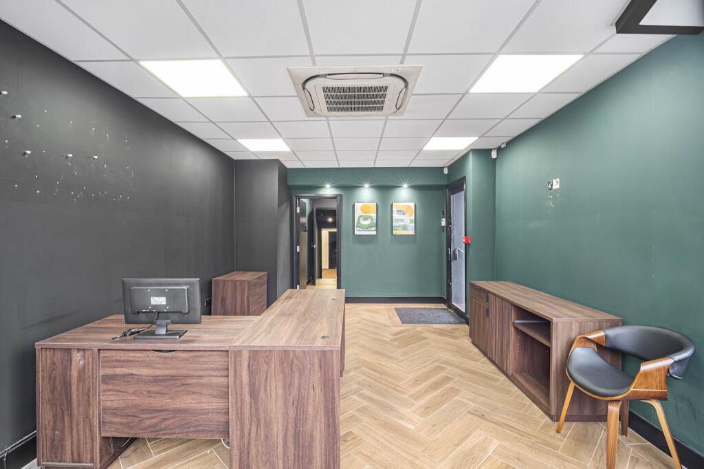 Additional property image - 108 Selsdon Road, South Croydon, CR2 6PG