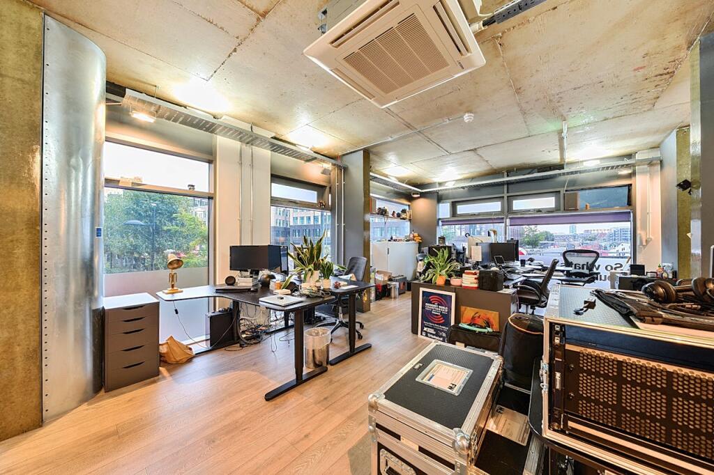 Main image of property: Unit 6, 24a High Street, Stratford, E15 2PP