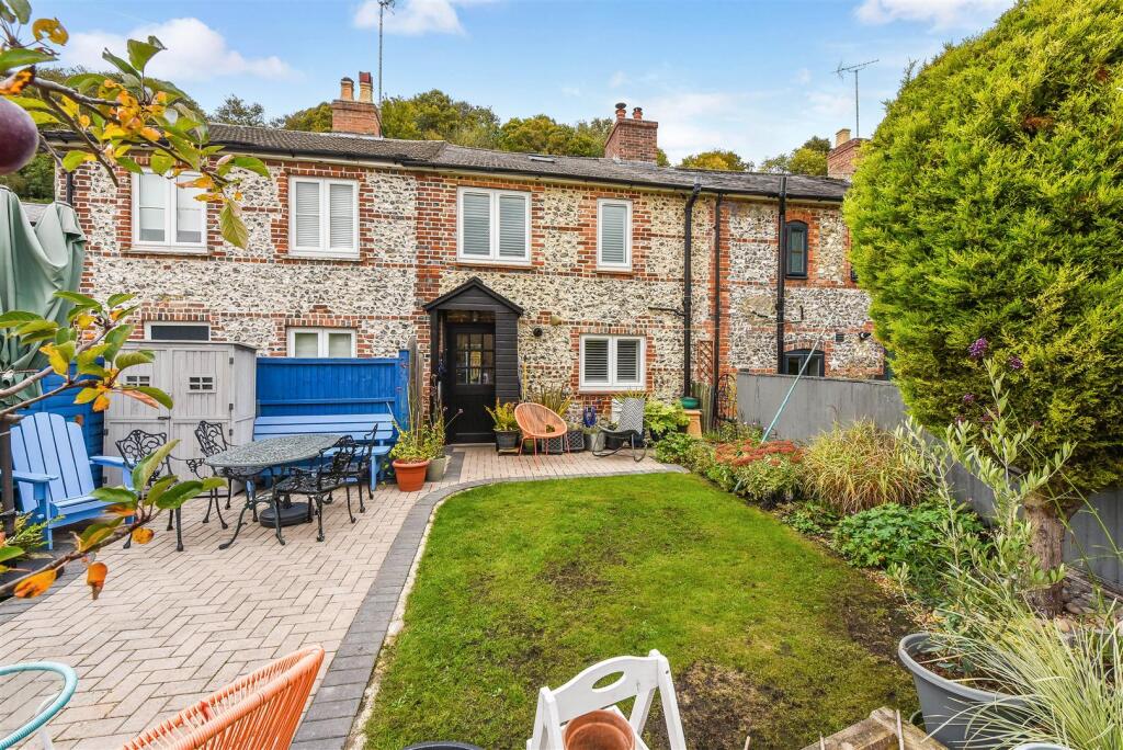 Main image of property: The Green, Whitchurch