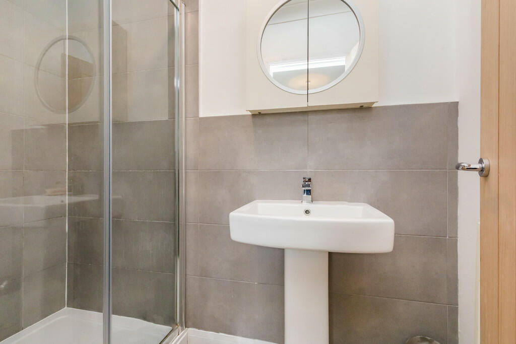 Additional property image - Flat 4, 8 Portland Place