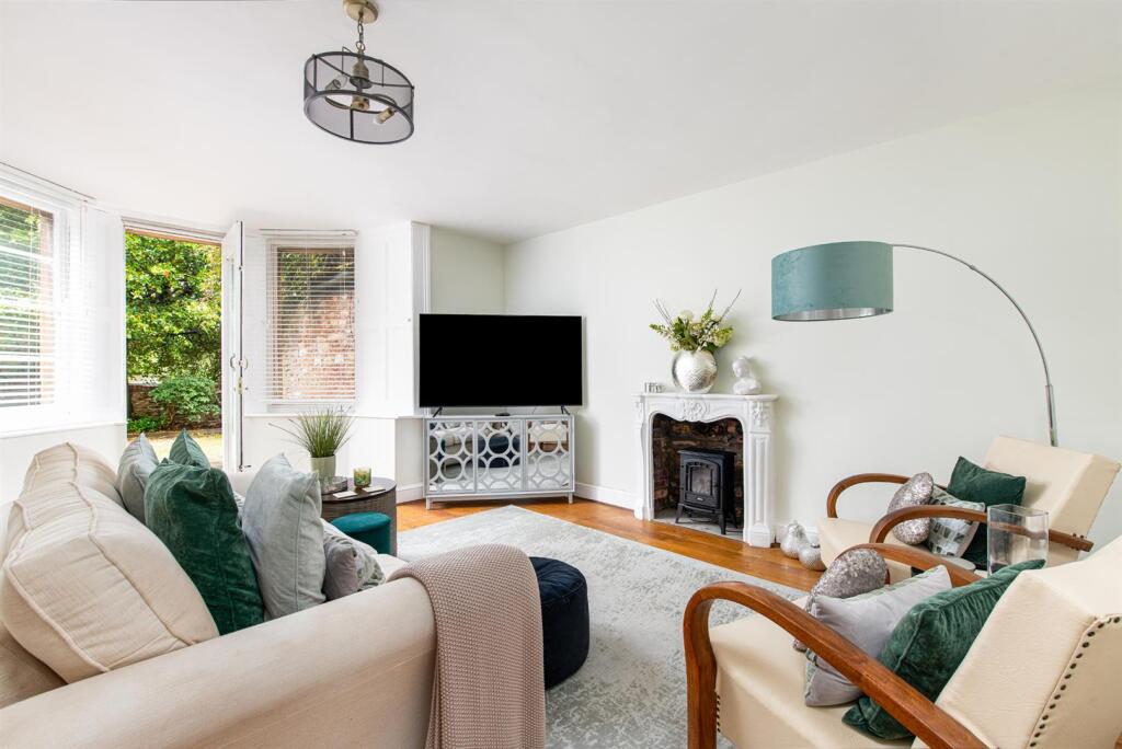 Main image of property: Beaufort Road, Clifton