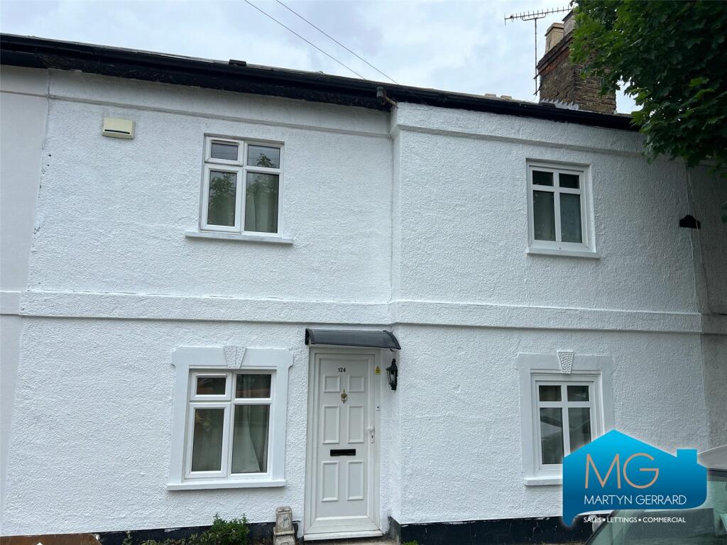 4 bedroom terraced house for sale in Trent Gardens, London, N14