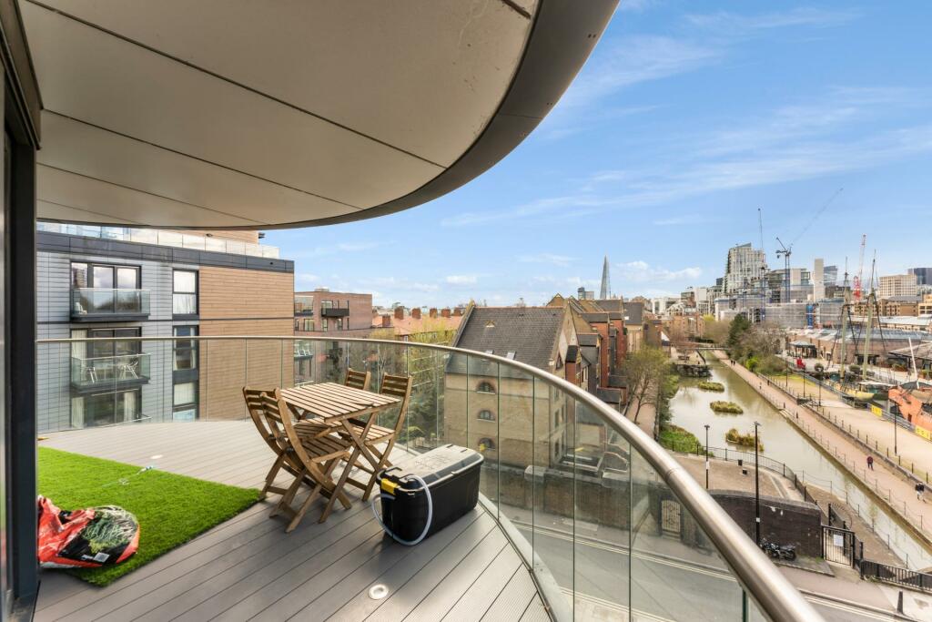2 bedroom apartment for sale in Park Vista Tower, 21 Wapping Lane, E1W