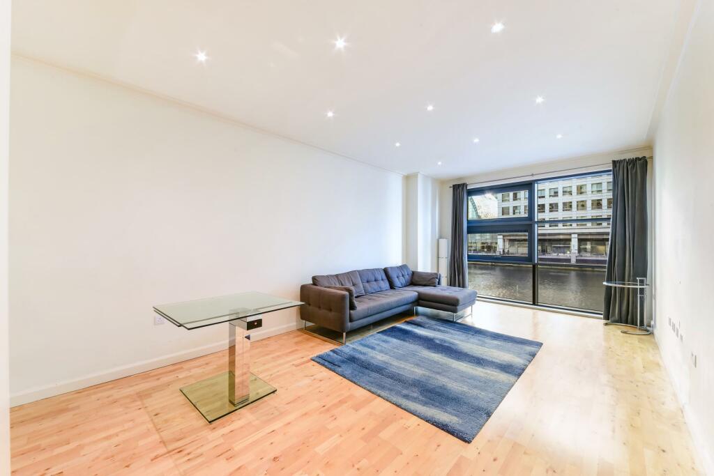 2 bedroom apartment for rent in Discovery Dock West, South Quay Square, Canary Wharf, London, E14