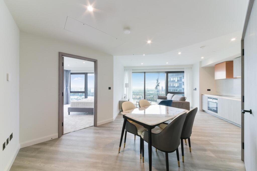 Main image of property: Aspen, 50 Marsh Wall, London, E22