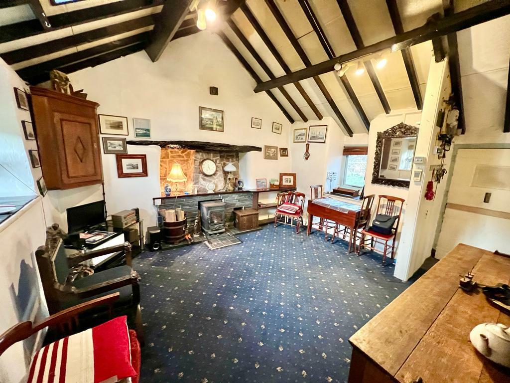 2 bedroom cottage for sale in Llanbedr Y Cennin, LL32