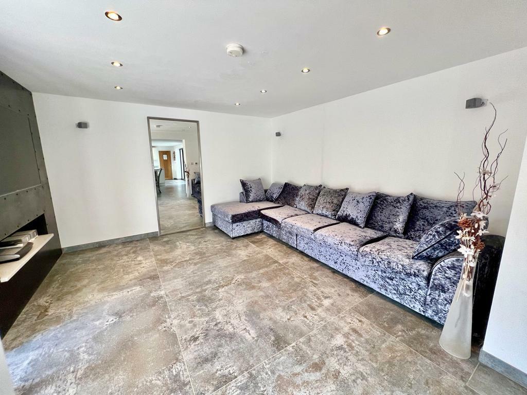 4 bedroom detached house for sale in Pabo Lane, Llandudno Junction, LL31