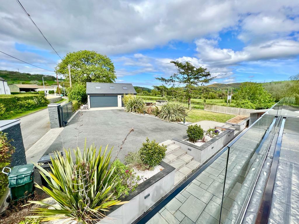 4 bedroom detached house for sale in Pabo Lane, Llandudno Junction, LL31