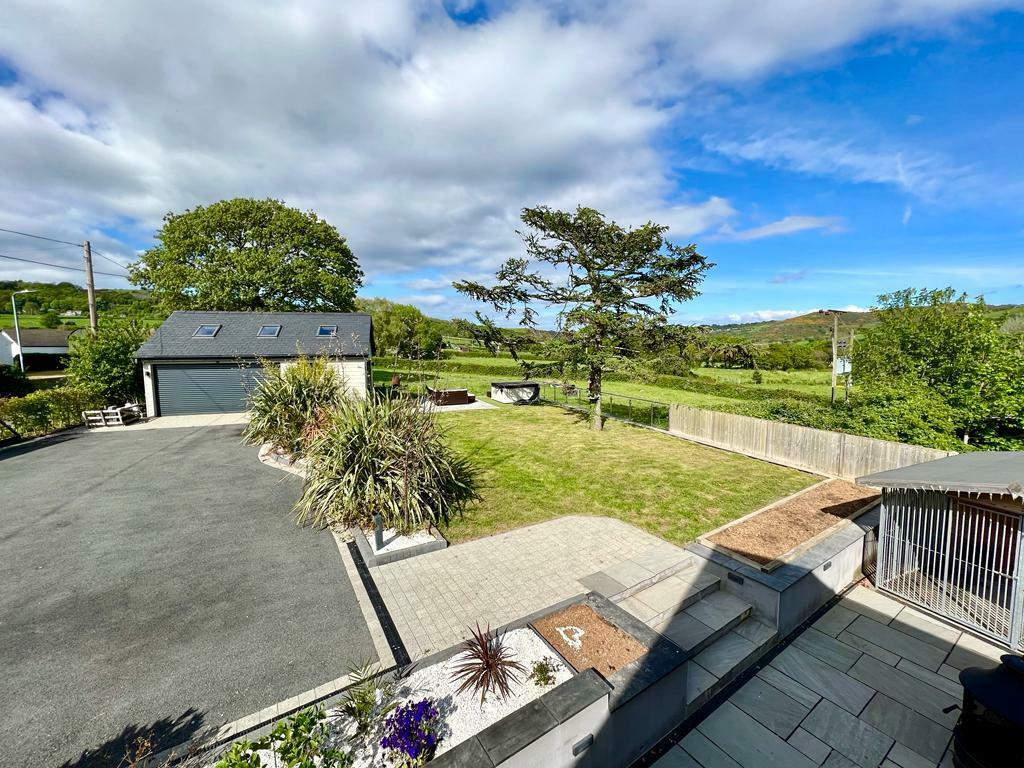 4 bedroom detached house for sale in Pabo Lane, Llandudno Junction, LL31