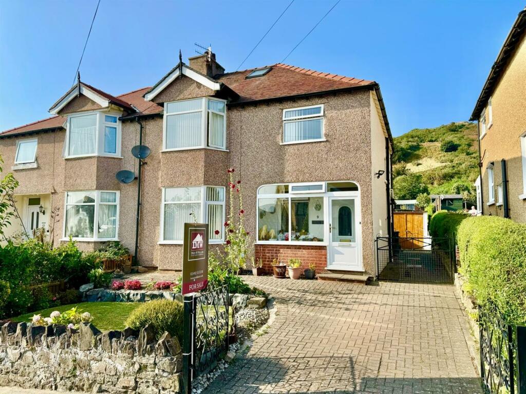 Main image of property: Vardre Avenue, Deganwy