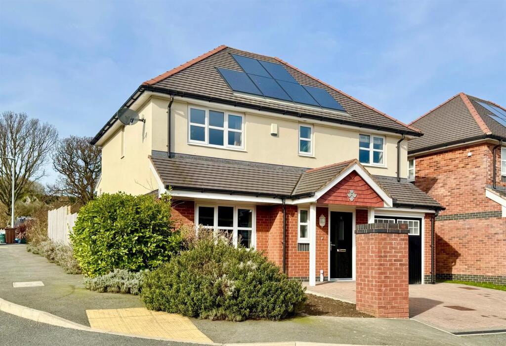 Main image of property: Dalar Aur, Llandudno Junction