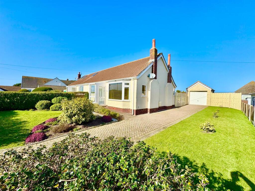 Main image of property: Maes Y Castell, Llanrhos, Llandudno