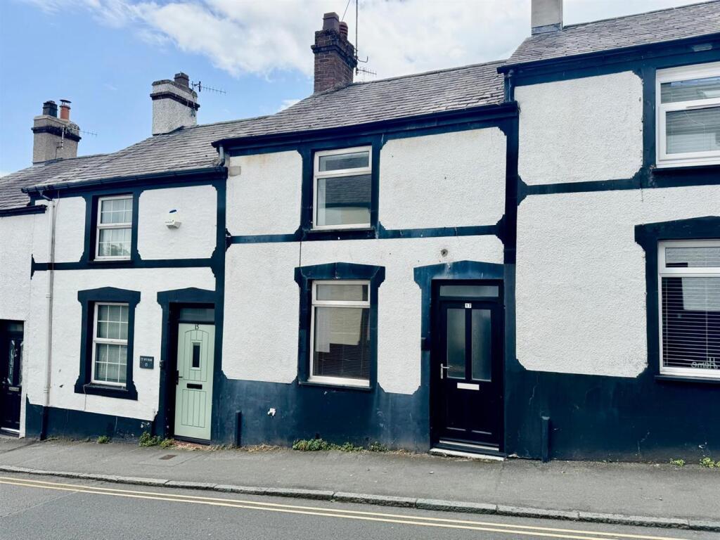 Main image of property: Uppergate Street, Conwy