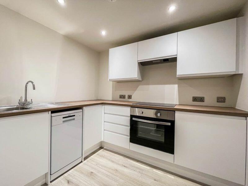Additional property image - BO5 Conditioning House, Bradford, BD1 4QG