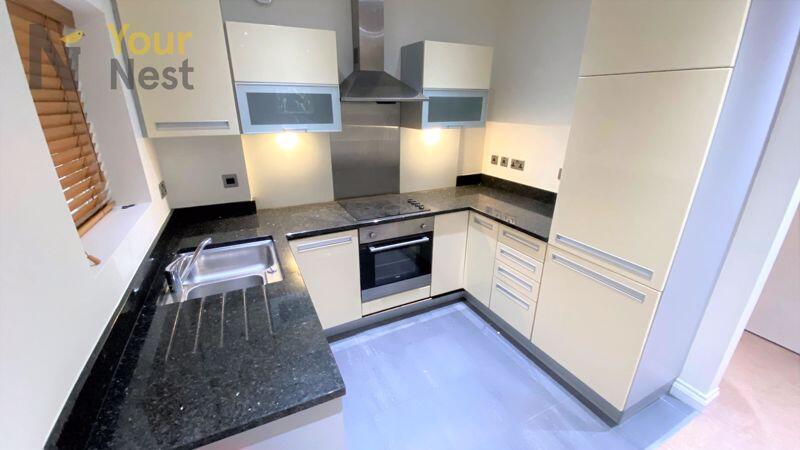 Main image of property: Flat 2, Cottage Road, Leeds, LS6 1JK