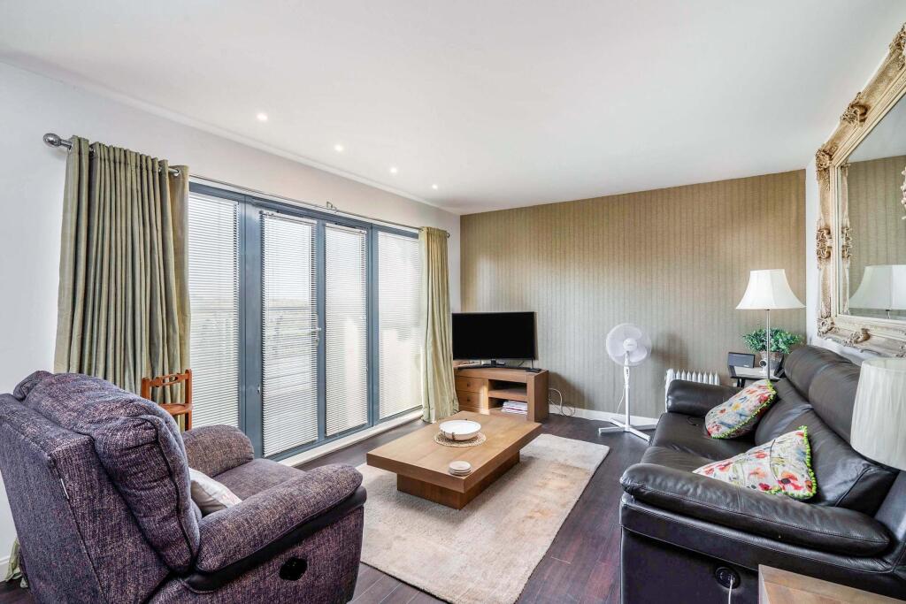 Main image of property: St Margarets Court, Maritime Quarter, SWANSEA