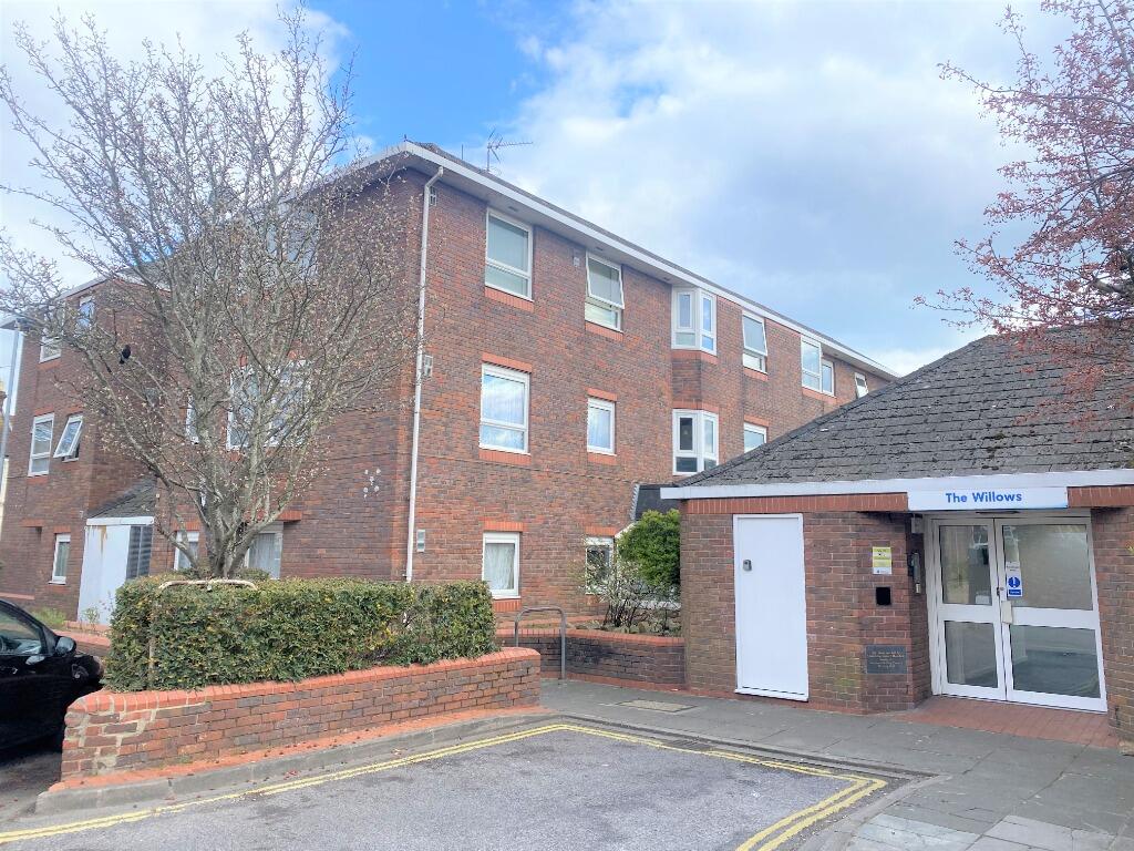 1 bedroom flat for sale in Twyford Avenue, Portsmouth, PO2