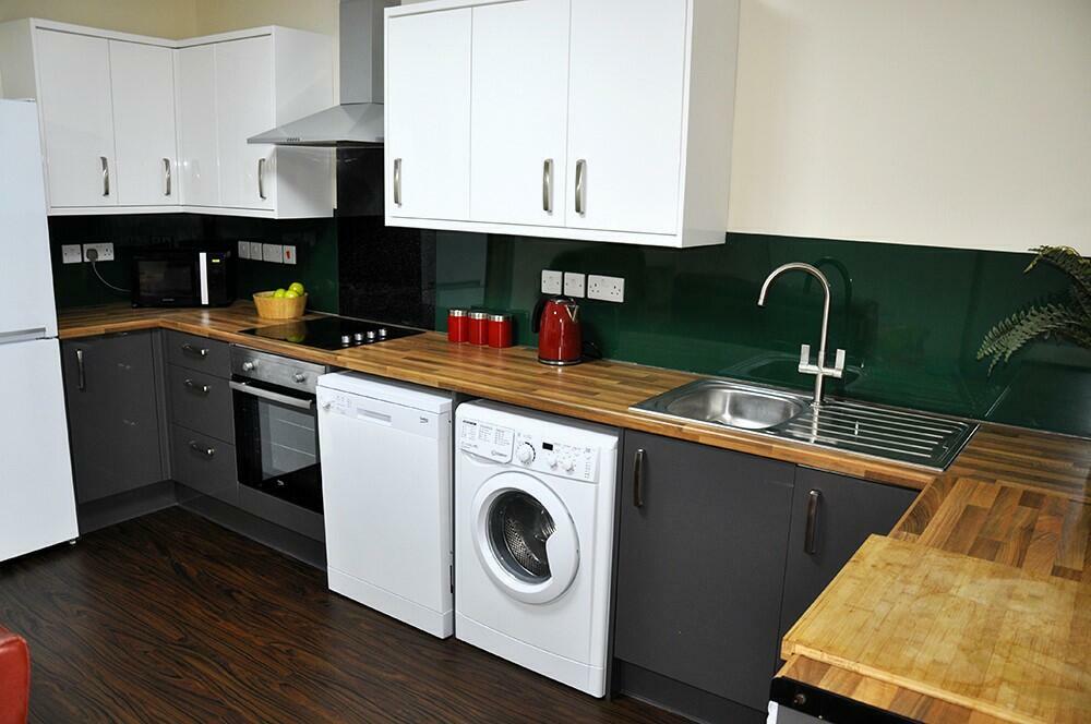 Additional property image - Room 2 - Students 2025/26 - DE1