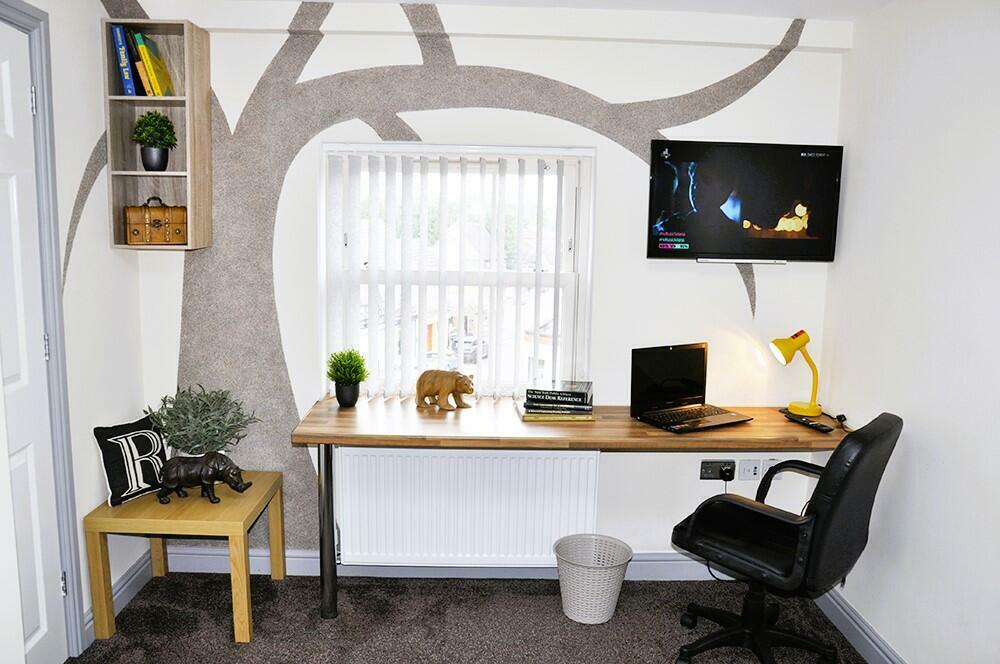 Additional property image - Room 4 - Students 2025/26 - DE1