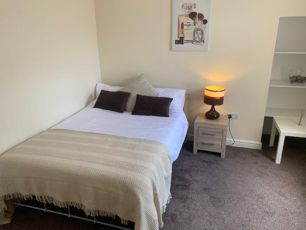 Main image of property: ROOM 2 - DE1 