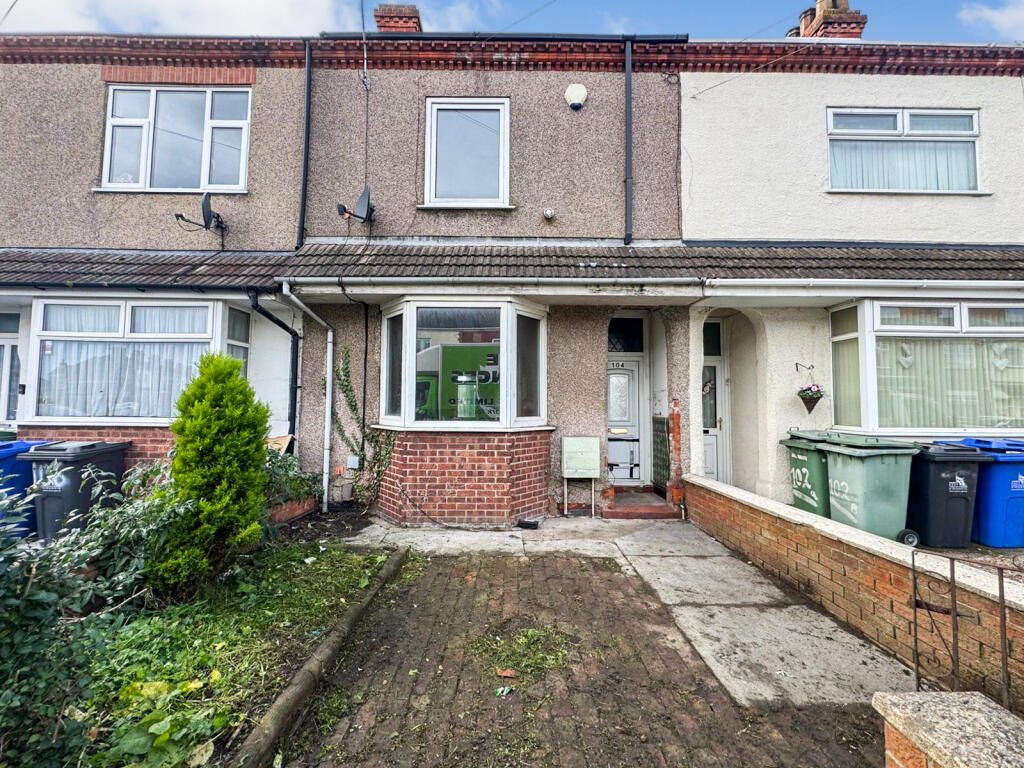 Main image of property: 104 Park Street, Grimsby DN32 7NT