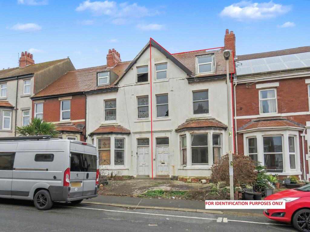 Main image of property: 20 Hesketh Avenue, Bispham, Blackpool FY2 9JX