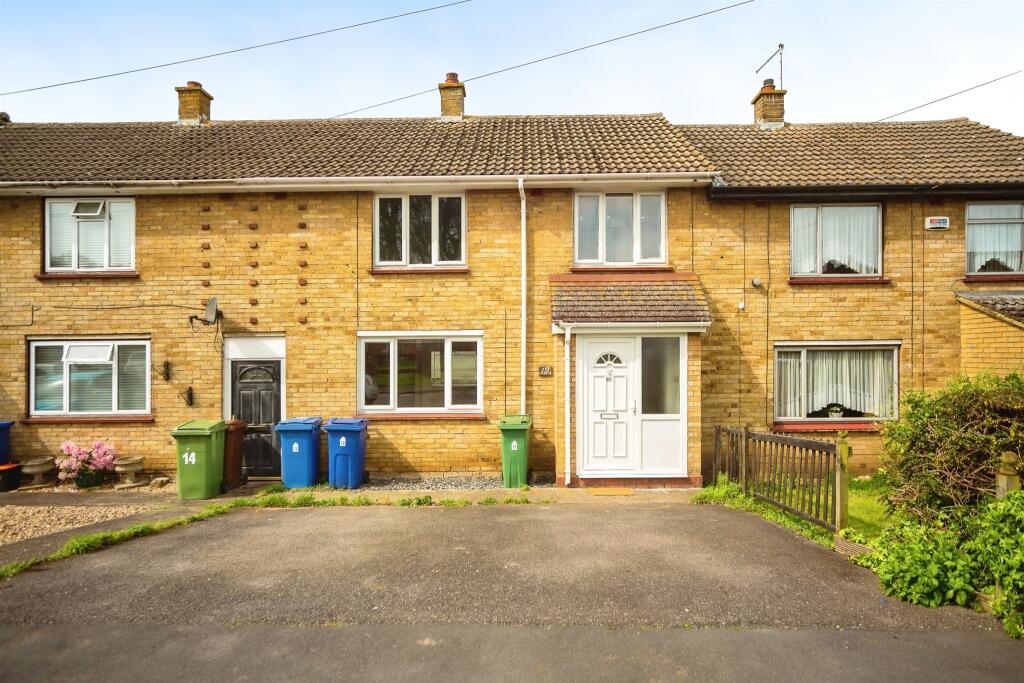 3 bedroom terraced house for sale in Longridge, SITTINGBOURNE, ME10