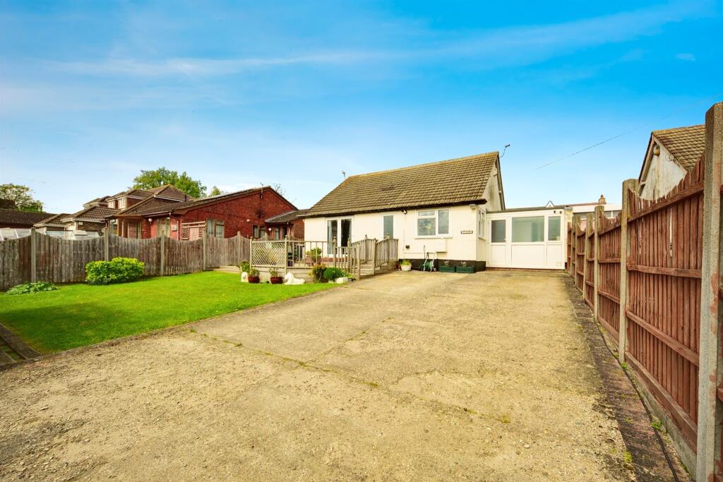 3 bedroom detached bungalow for sale in Sea Approach, Warden, SHEERNESS