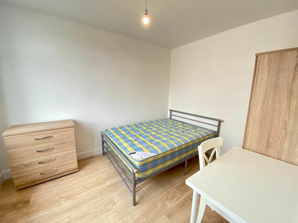 Additional property image - Fourth Avenue, Bristol