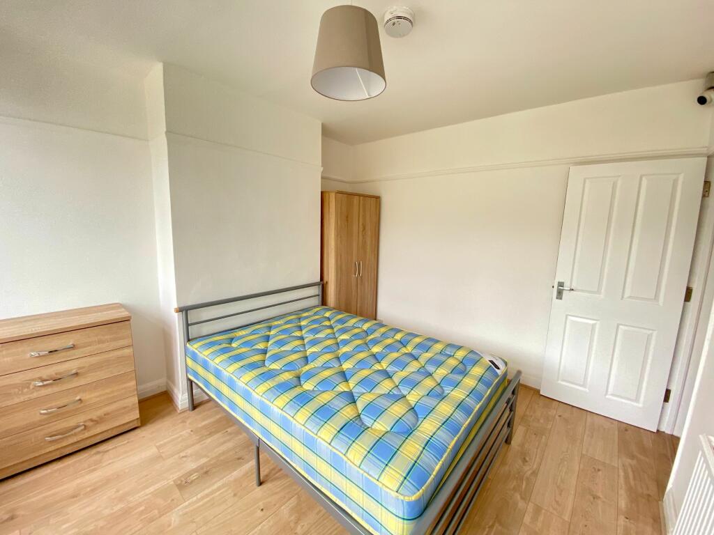 Additional property image - Fourth Avenue, Bristol