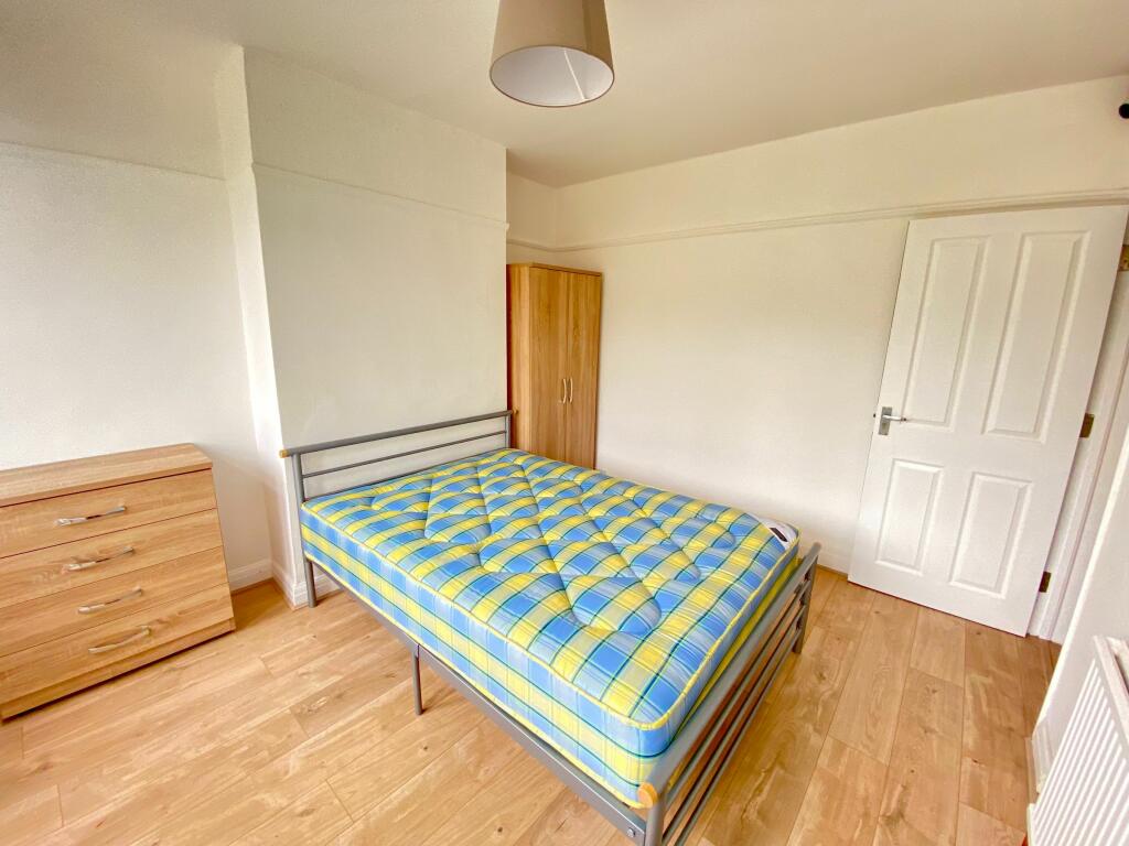 Additional property image - Fourth Avenue, Bristol