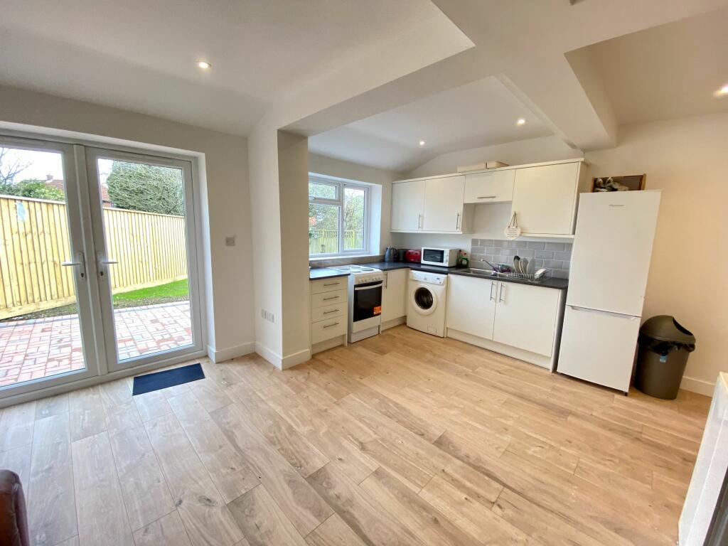 Additional property image - Fourth Avenue, Bristol