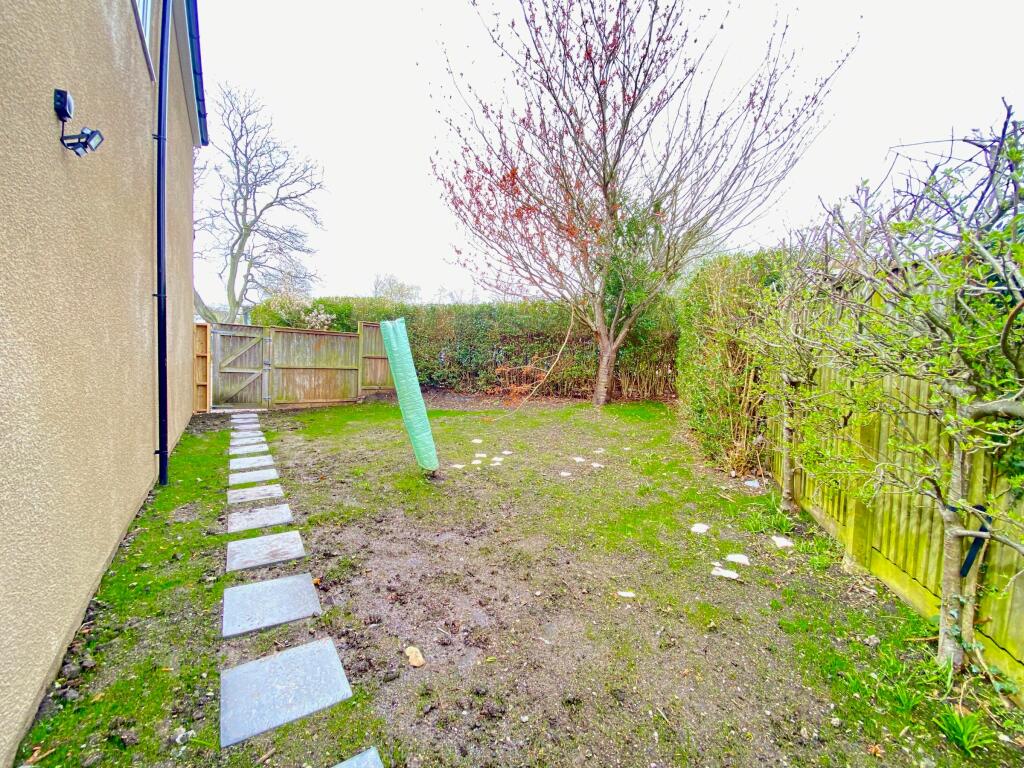 Additional property image - Fourth Avenue, Bristol