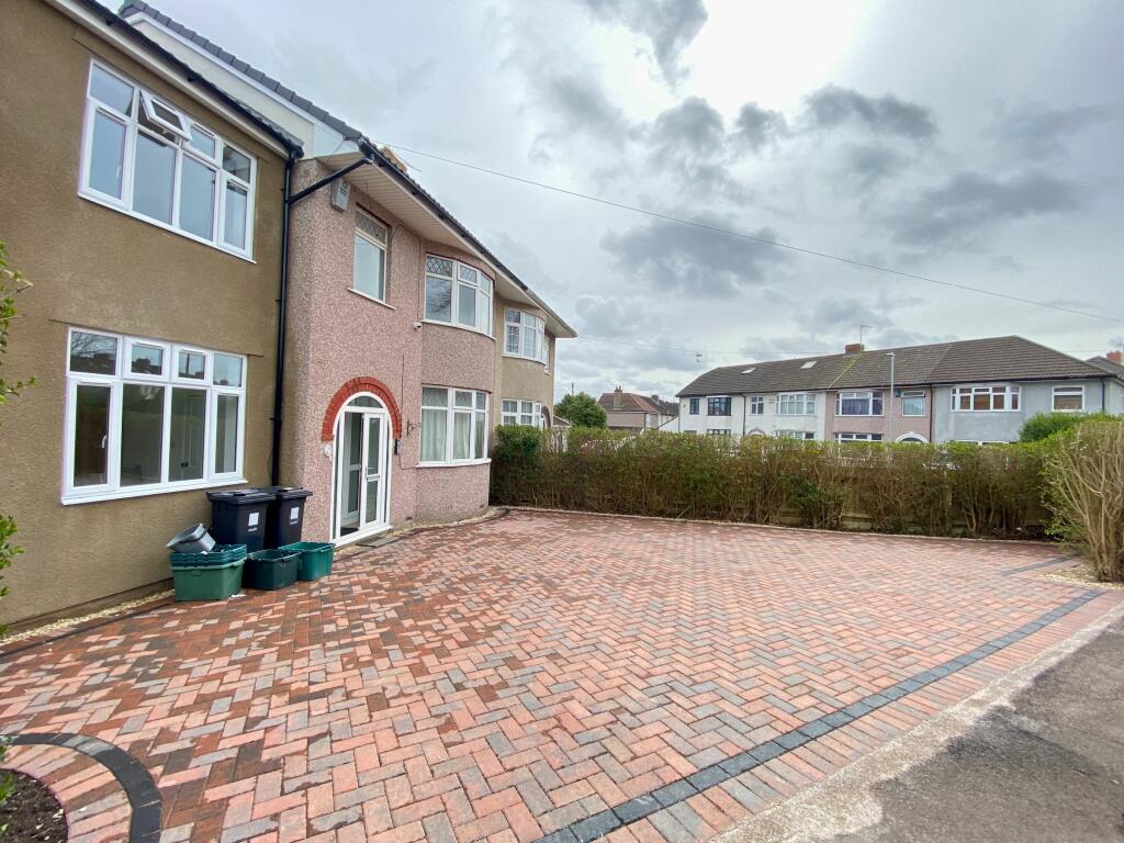 Additional property image - Fourth Avenue, Bristol