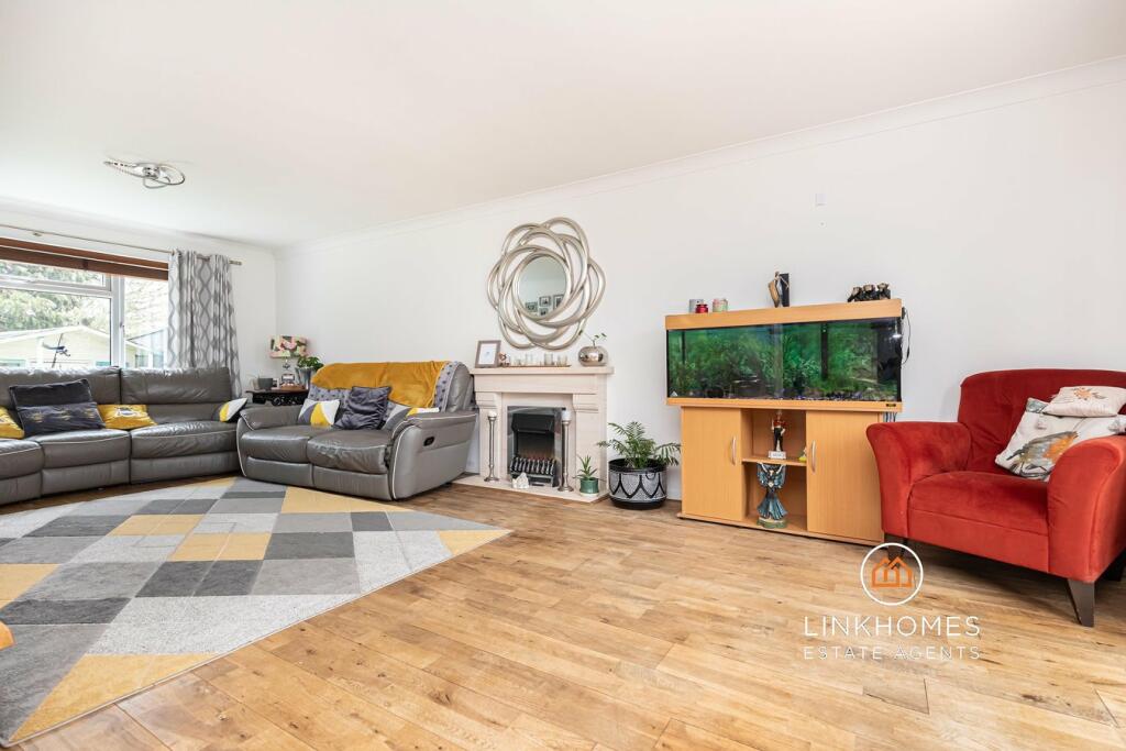 Additional property image - Greenhayes, Broadstone, BH18