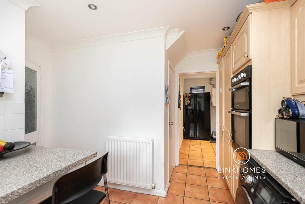 Additional property image - Greenhayes, Broadstone, BH18