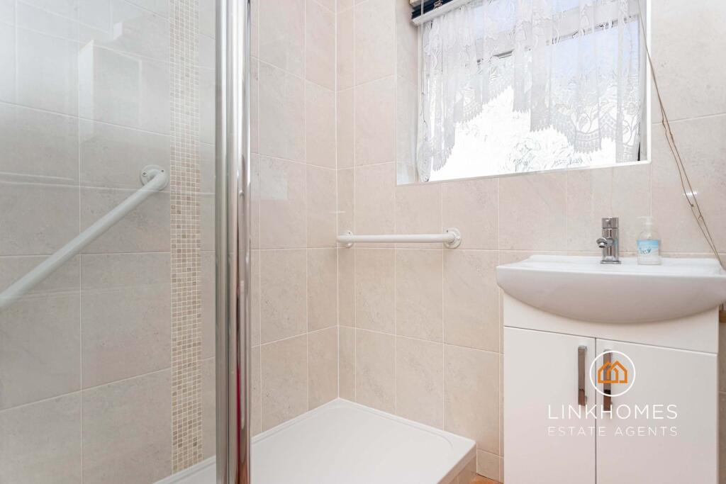 Additional property image - Mount Pleasant Drive, Bournemouth, BH8