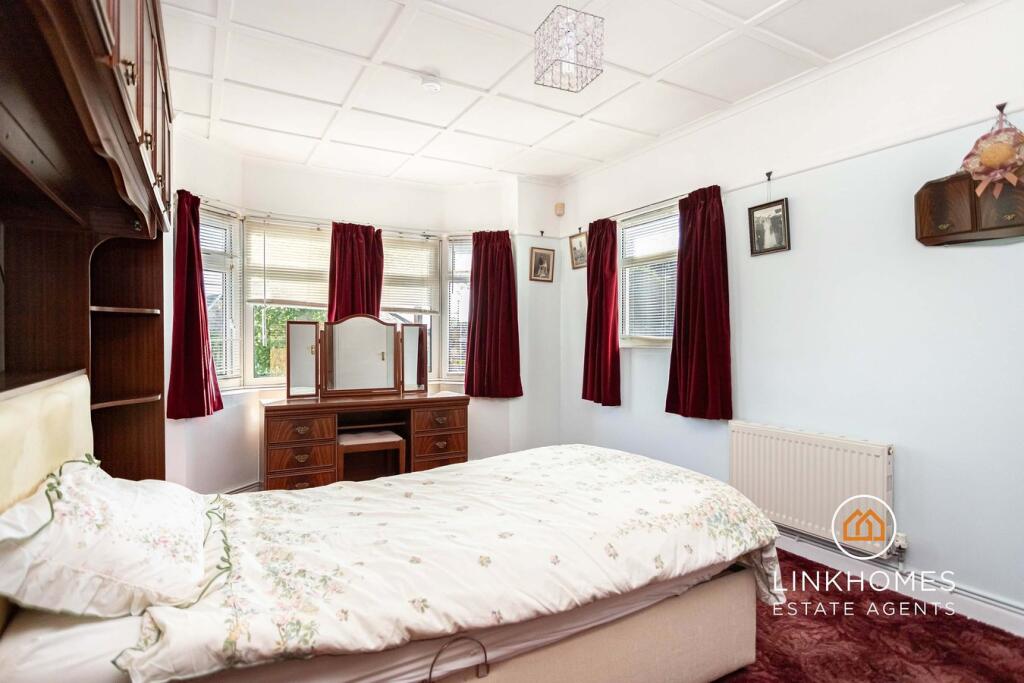 Additional property image - Mount Pleasant Drive, Bournemouth, BH8